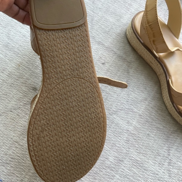 Michael Kors with little platform - Picture 4 of 4